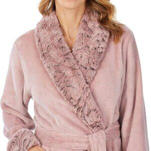 Carole Hochman Plush Pink Robe, Women's Size Large